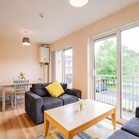 Spacious Group Base - 4 Bed * Limerick Junction